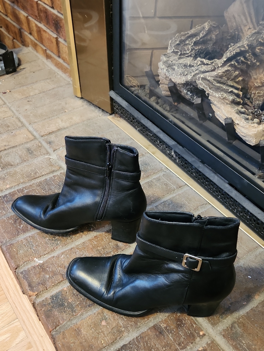 Black Leather Ankle Boots With Buckle Detail Karen Scott 9M Block Heel
